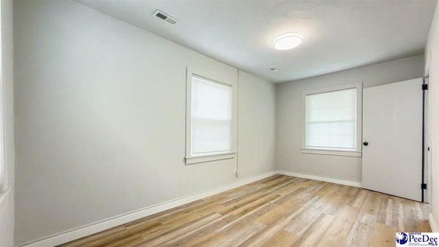 1621 W King Ave, Florence, SC 29501