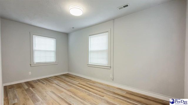 1621 W King Ave, Florence, SC 29501