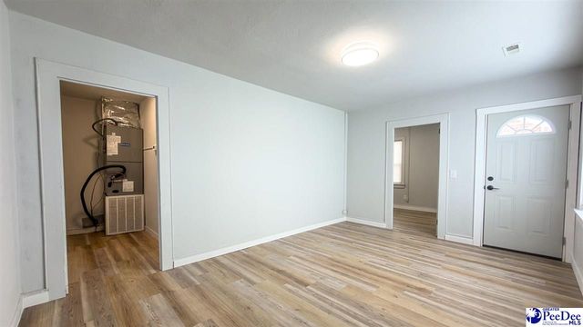 1621 W King Ave, Florence, SC 29501