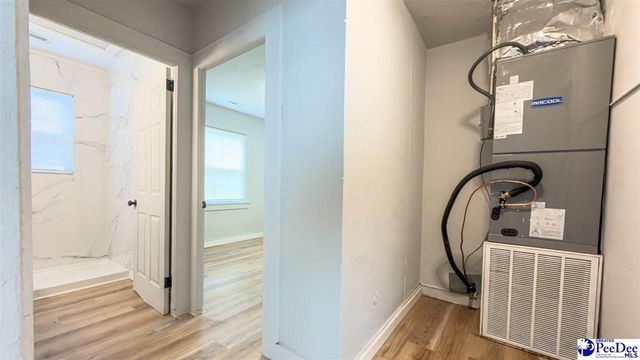 1621 W King Ave, Florence, SC 29501