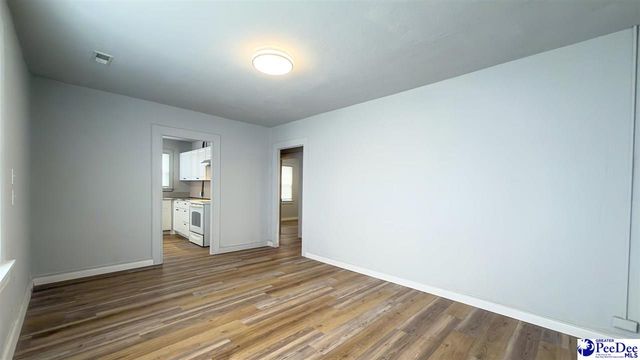 1621 W King Ave, Florence, SC 29501