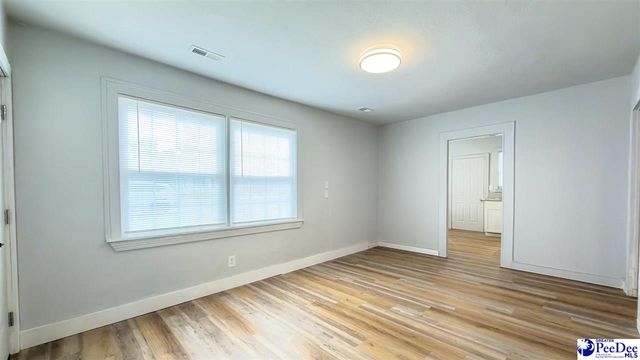 1621 W King Ave, Florence, SC 29501