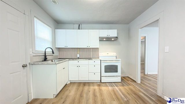 1621 W King Ave, Florence, SC 29501