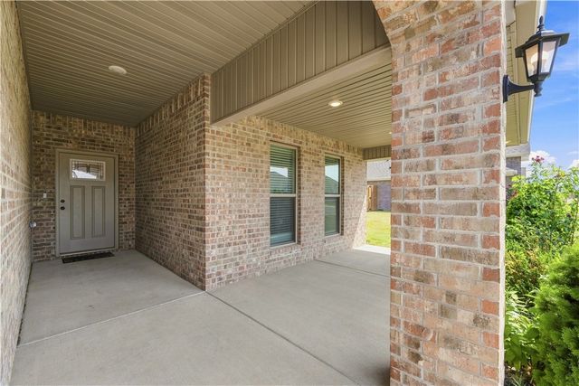 1051 Pink Lady Place, Bentonville, AR 72712