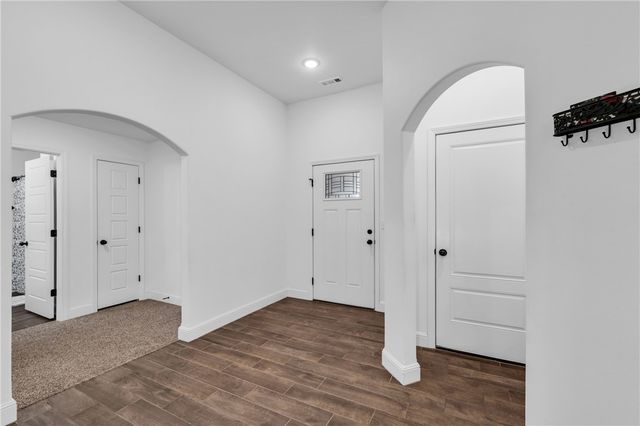 1051 Pink Lady Place, Bentonville, AR 72712