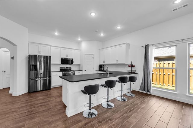 1051 Pink Lady Place, Bentonville, AR 72712