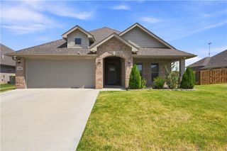 1051 Pink Lady Place, Bentonville, AR 72712