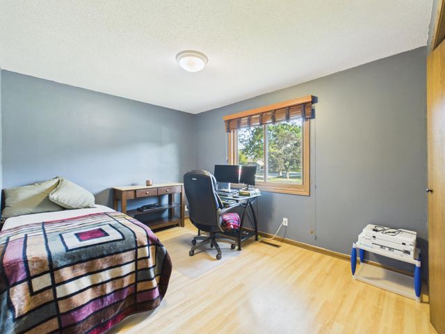 7500 119th Avenue N, Champlin, MN 55316