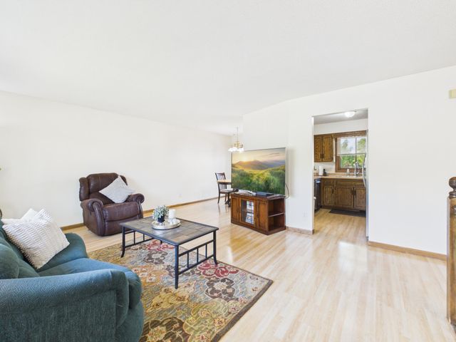 7500 119th Avenue N, Champlin, MN 55316