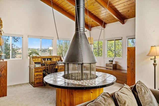 28425 Thundernut Ln, Valley Center, CA 92082