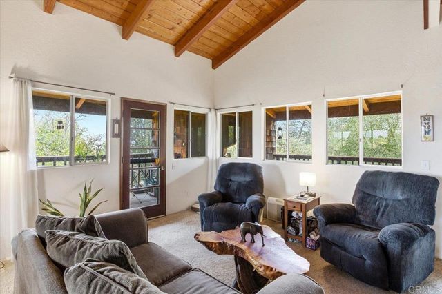 28425 Thundernut Ln, Valley Center, CA 92082