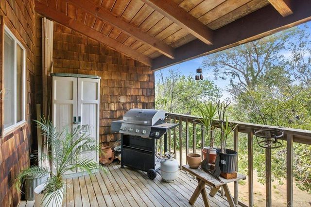 28425 Thundernut Ln, Valley Center, CA 92082