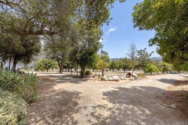 28425 Thundernut Ln, Valley Center, CA 92082