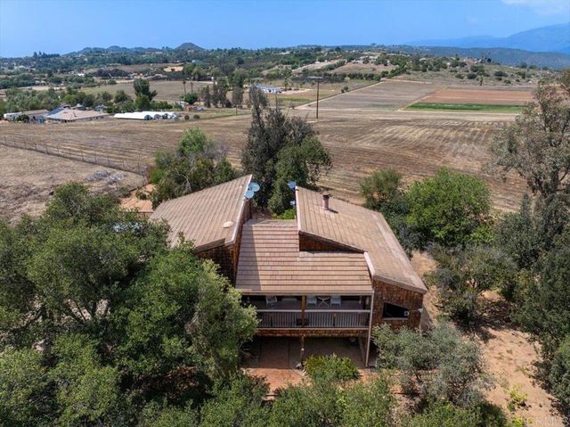 28425 Thundernut Ln, Valley Center, CA 92082