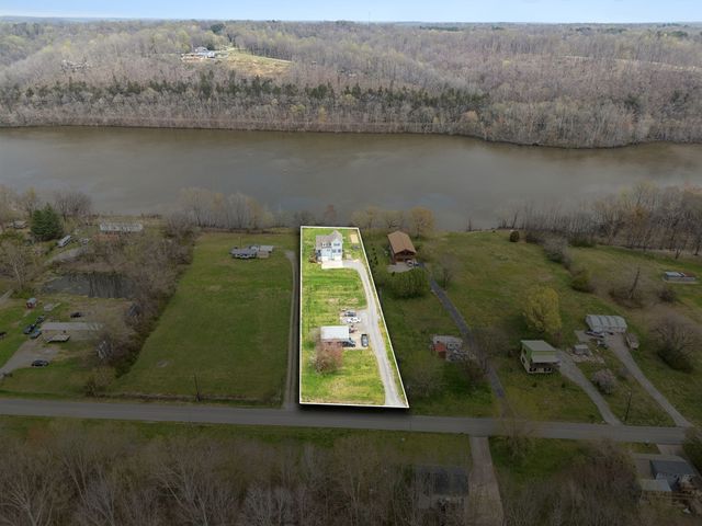 520 Chapmansboro Rd, Ashland City, TN 37015
