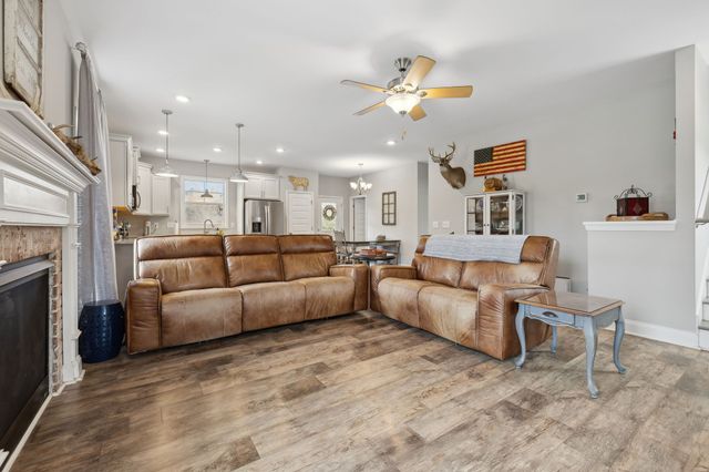 520 Chapmansboro Rd, Ashland City, TN 37015
