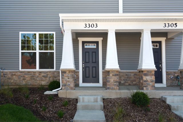 3303 Trillium Circle, Rolling Meadows, IL 60008