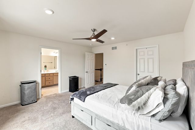 3303 Trillium Circle, Rolling Meadows, IL 60008