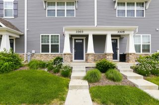 3303 Trillium Circle, Rolling Meadows, IL 60008
