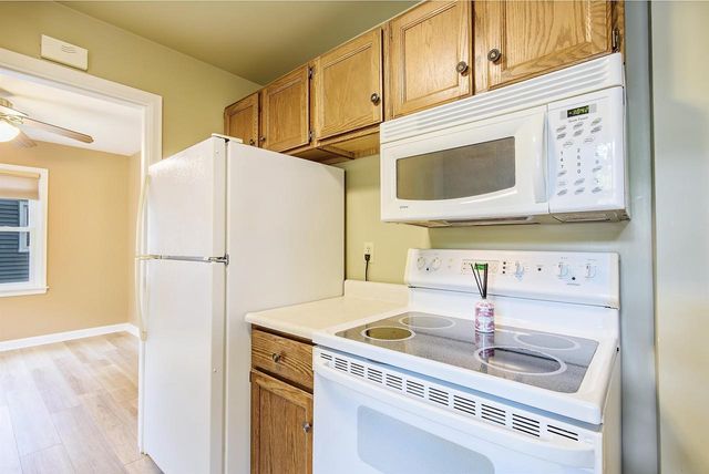 2537 Hoard Street, Madison, WI 53704