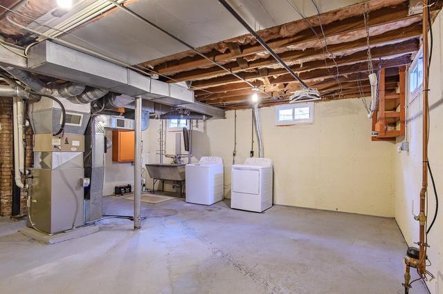 2537 Hoard Street, Madison, WI 53704