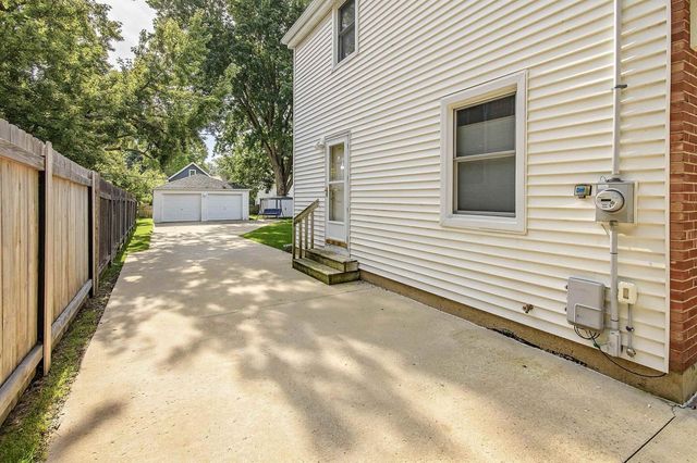2537 Hoard Street, Madison, WI 53704