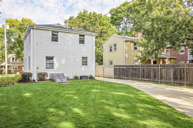 2537 Hoard Street, Madison, WI 53704