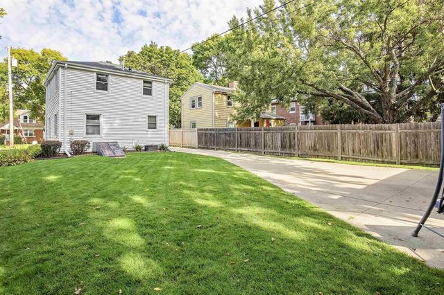 2537 Hoard Street, Madison, WI 53704