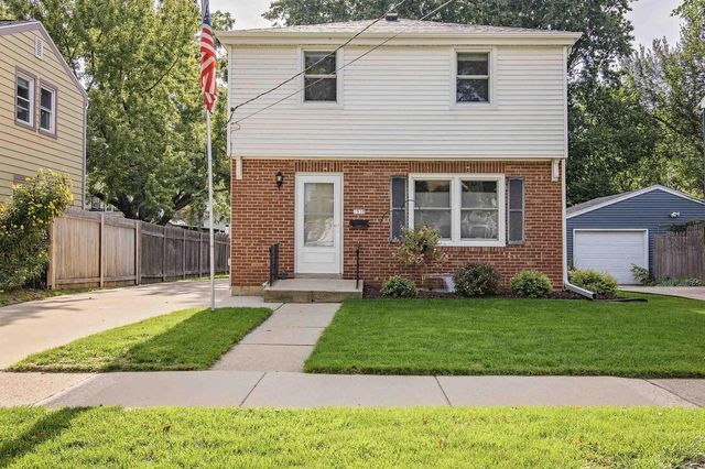 2537 Hoard Street, Madison, WI 53704