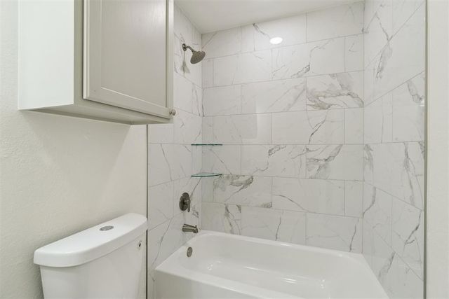 9209 Orchard Boulevard, Oklahoma City, OK 73130