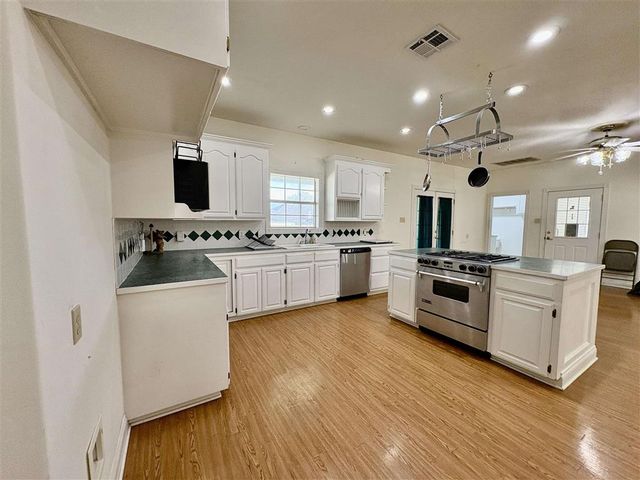 503 Hanna St Street, Iowa, LA 70647