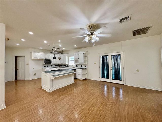 503 Hanna St Street, Iowa, LA 70647