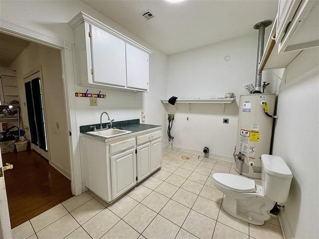 503 Hanna St Street, Iowa, LA 70647