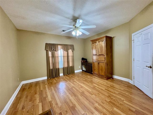 503 Hanna St Street, Iowa, LA 70647