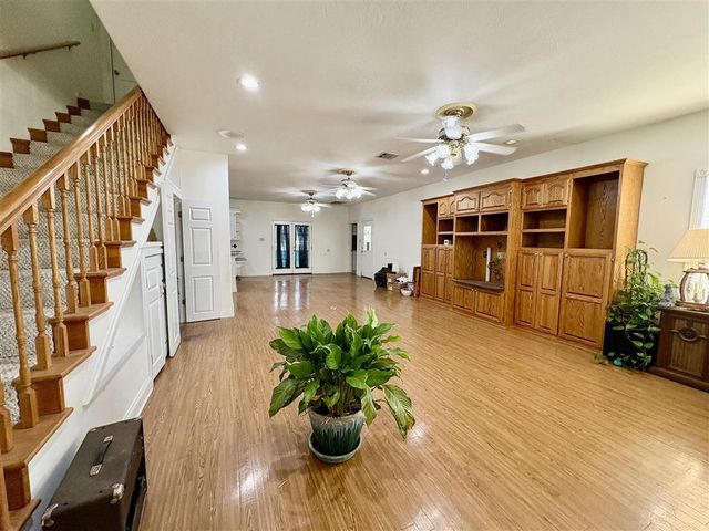 503 Hanna St Street, Iowa, LA 70647