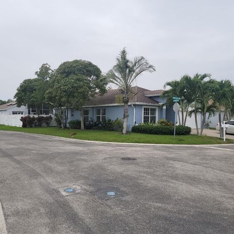 1652 Crooked Stick Way, Greenacres, FL 33413