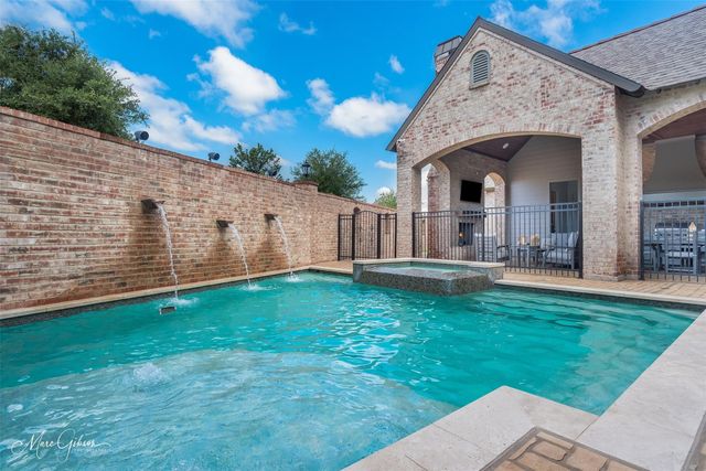 115 Overbrook Lane, Bossier City, LA 71111