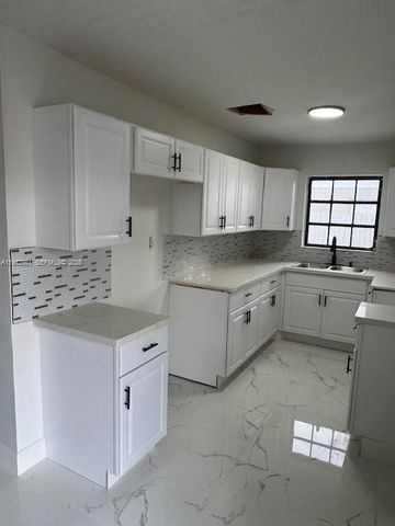 3230 NW 211th St, Miami Gardens, FL 33056