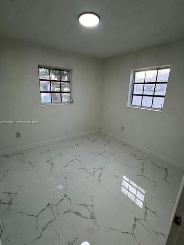 3230 NW 211th St, Miami Gardens, FL 33056