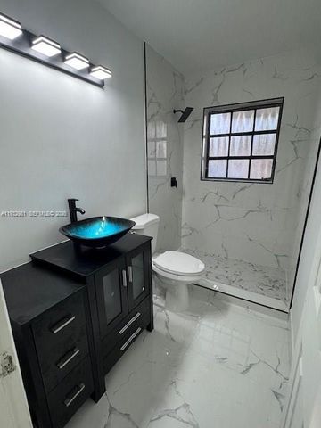 3230 NW 211th St, Miami Gardens, FL 33056