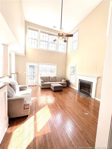 405 La Vista Court, Benson, NC 27504