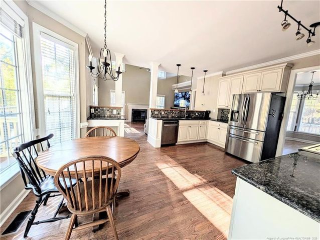 405 La Vista Court, Benson, NC 27504