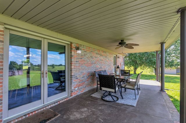 1800 Old Highway 52, Lafayette, TN 37083