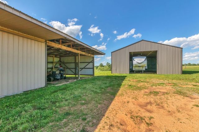 1800 Old Highway 52, Lafayette, TN 37083