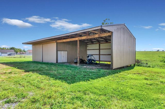 1800 Old Highway 52, Lafayette, TN 37083