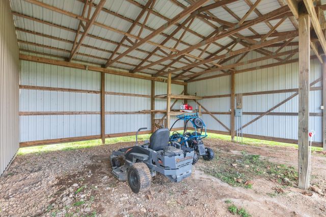 1800 Old Highway 52, Lafayette, TN 37083