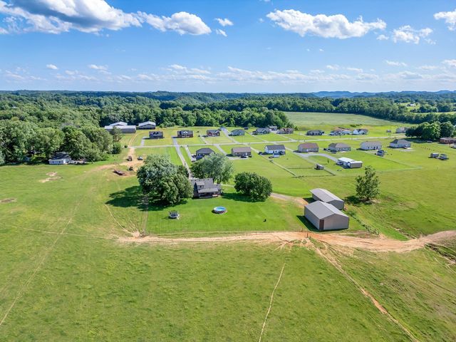 1800 Old Highway 52, Lafayette, TN 37083