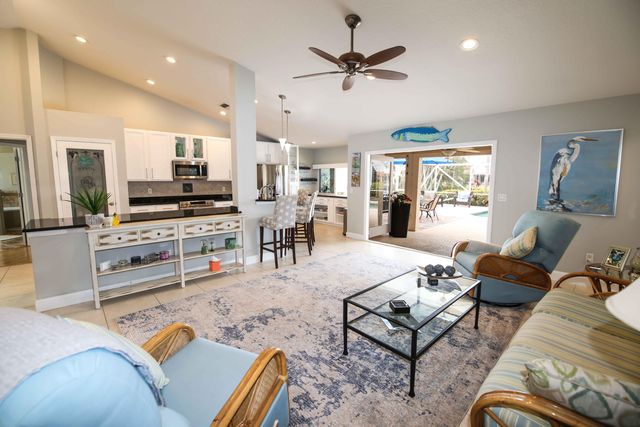 618 SW Barbuda Bay, Port St. Lucie, Port St Lucie, FL 34986
