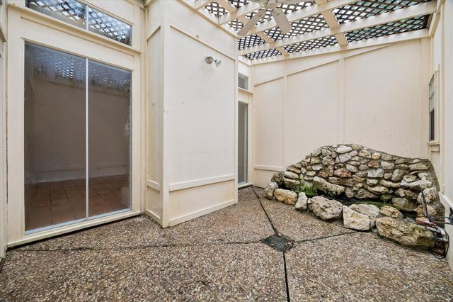 10123 Valley Forge Drive, Houston, TX 77042