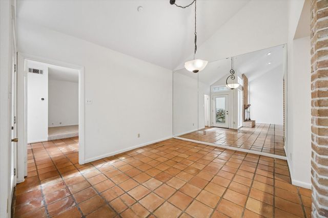 10123 Valley Forge Drive, Houston, TX 77042